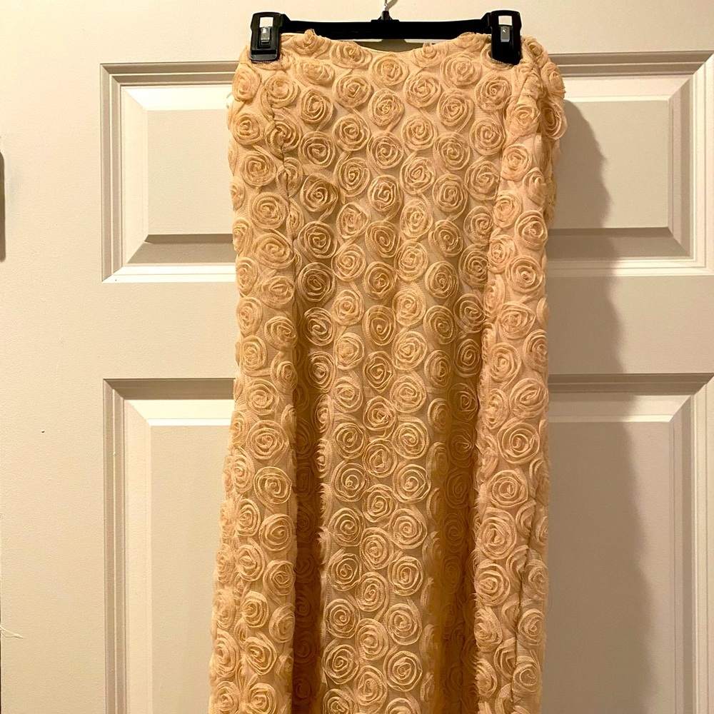 Tube, top dress